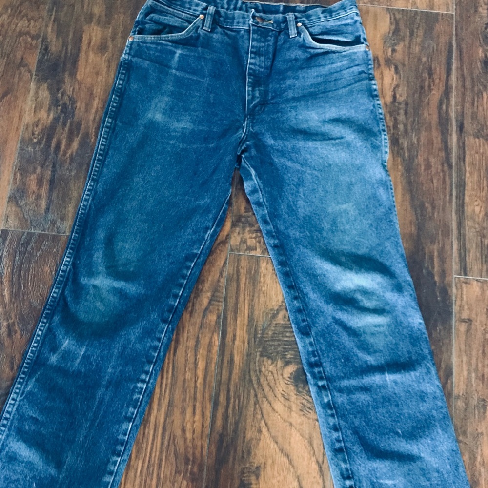 Men’s Wrangler Cowboy Cut Jeans.
